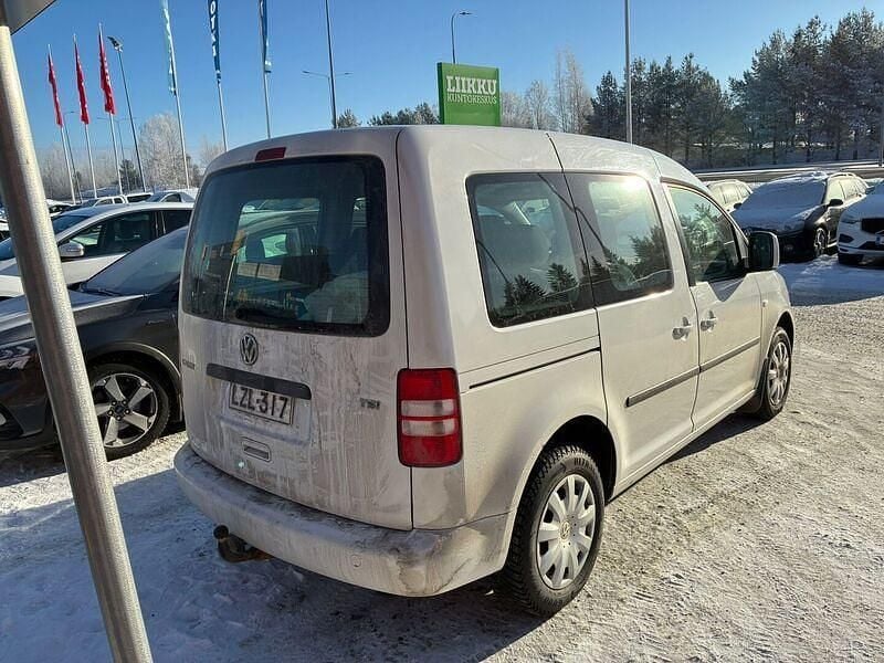 Käytetty VW Caddy Trendline 105 HP (77 kW) 2012 Tila-auto