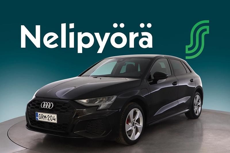 Musta Käytetty 2021 Audi A3 Sportback e-tron Business Viistoperä | 28 990 € (Perustarjous) - Kuva 1/3