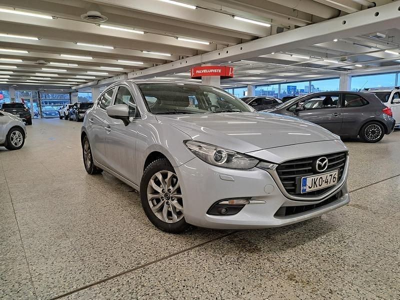 Harmaa Käytetty 2017 Mazda 3 Touring Viistoperä | 15 680 € (Perustarjous) - Kuva 1/4