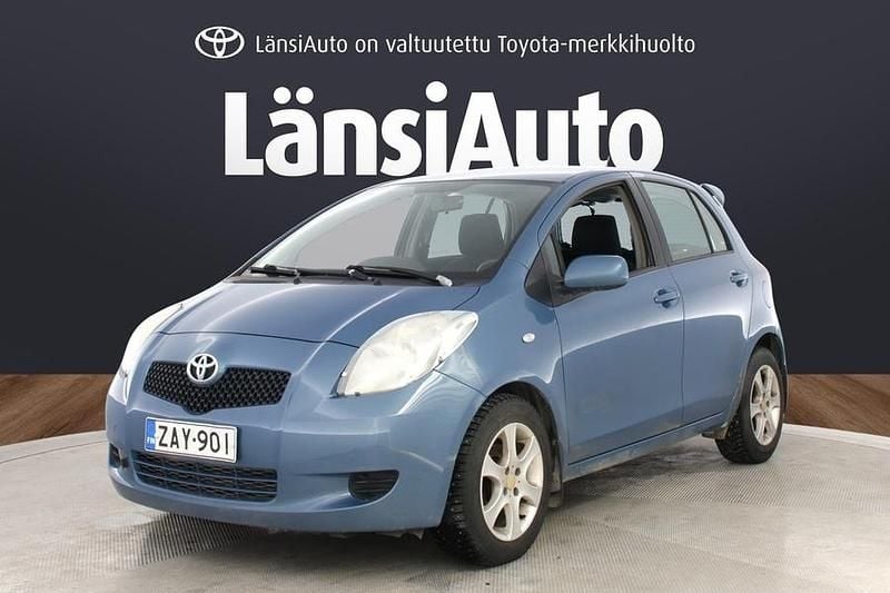 Käytetty Toyota Yaris Terra 87 HP (63 kW) 2006 Sininen Viistoperä