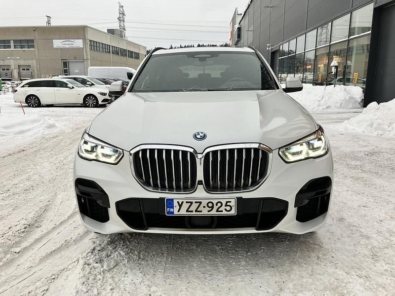 Käytetty BMW X5 M Sport 394 HP (289 kW) 2022 Katumaasturi