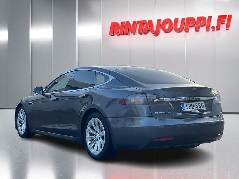 Käytetty Tesla Model S 244 kW (332 HP) 2017 Viistoperä