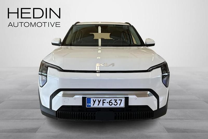 Käytetty Kia EV3 Earth 150 kW (204 HP) 2025 Valkoinen Katumaasturi