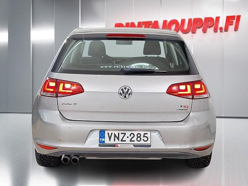 Käytetty VW Golf VII Comfortline 140 HP (102 kW) 2013 Viistoperä