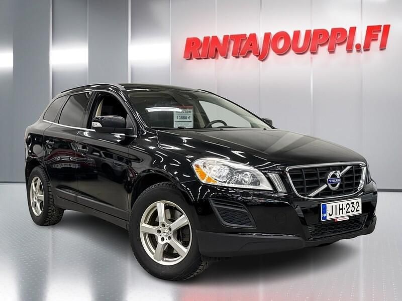 Musta Käytetty 2012 Volvo XC60 Business Edition Katumaasturi | 13 880 € (Perustarjous) - Kuva 1/3
