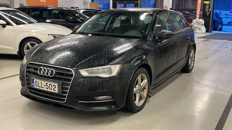 Käytetty 2015 Audi A3 Sportback Viistoperä | 11 900 € (Perustarjous) - Kuva 1/3