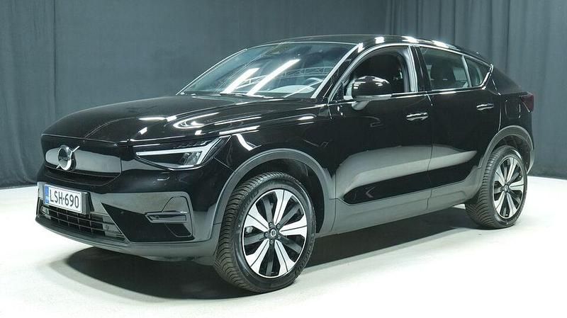 Käytetty 2023 Volvo C40 Core Katumaasturi | 34 400 € (Perustarjous) - Kuva 1/3