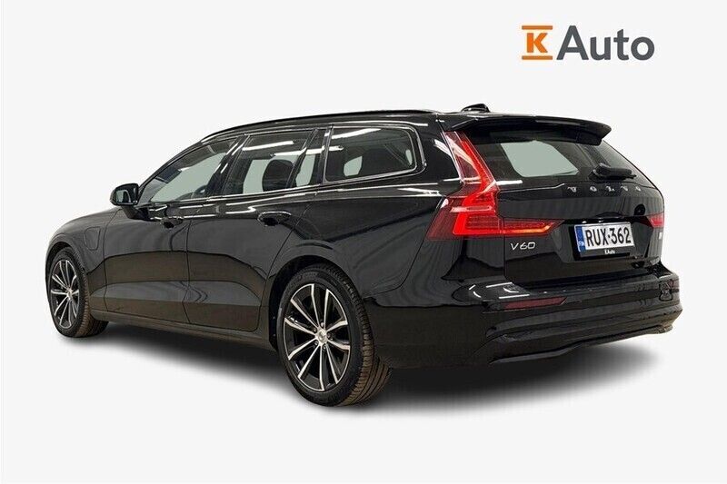 Käytetty 2023 Volvo V60 Performance Farmari | 36 650 € (Supertarjous) - Kuva 1/2