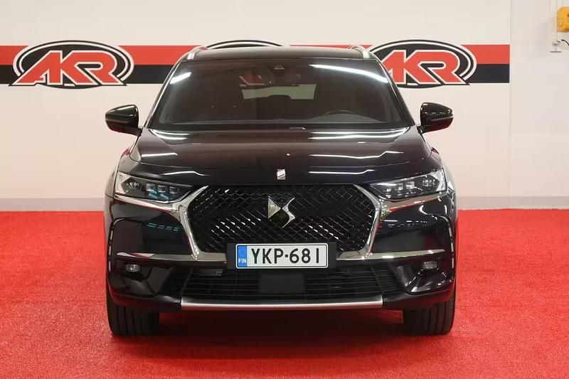Käytetty DS Automobiles DS7 Crossback Business 301 HP (221 kW) 2020 Sininen Katumaasturi