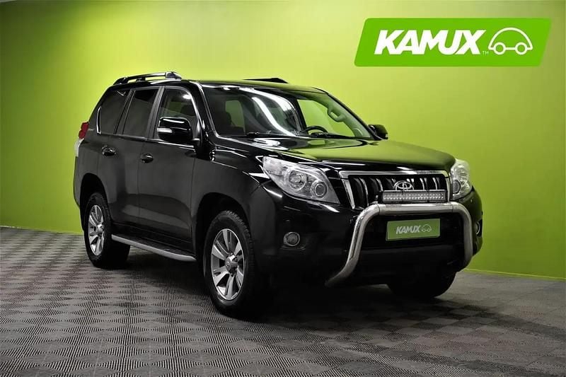 Musta Käytetty 2010 Toyota Land Cruiser Luxury Katumaasturi | 30 890 € (Hieman kallis) - Kuva 1/4