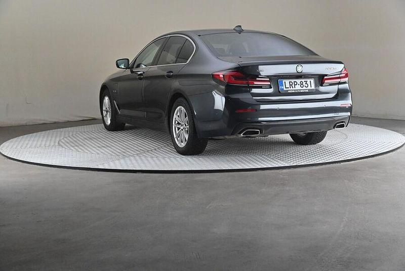 Käytetty BMW 530e 292 HP (214 kW) 2022 Sedan