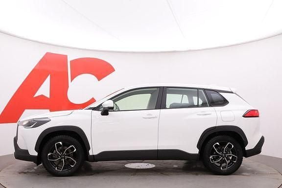 Käytetty Toyota Corolla Cross Active 197 HP (144 kW) 2023 Valkoinen Katumaasturi