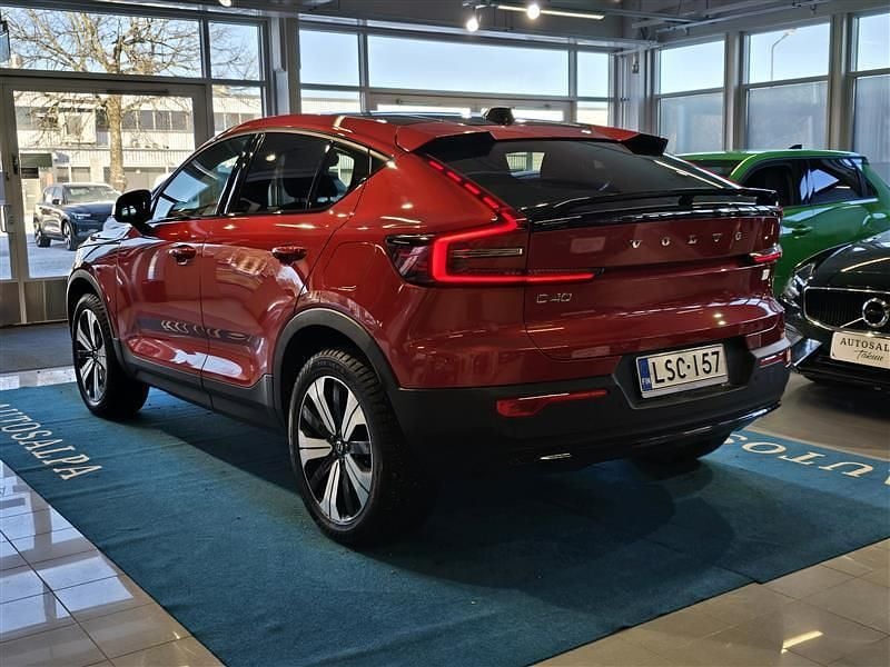 Käytetty Volvo C40 Plus 300 kW (408 HP) 2023 Katumaasturi