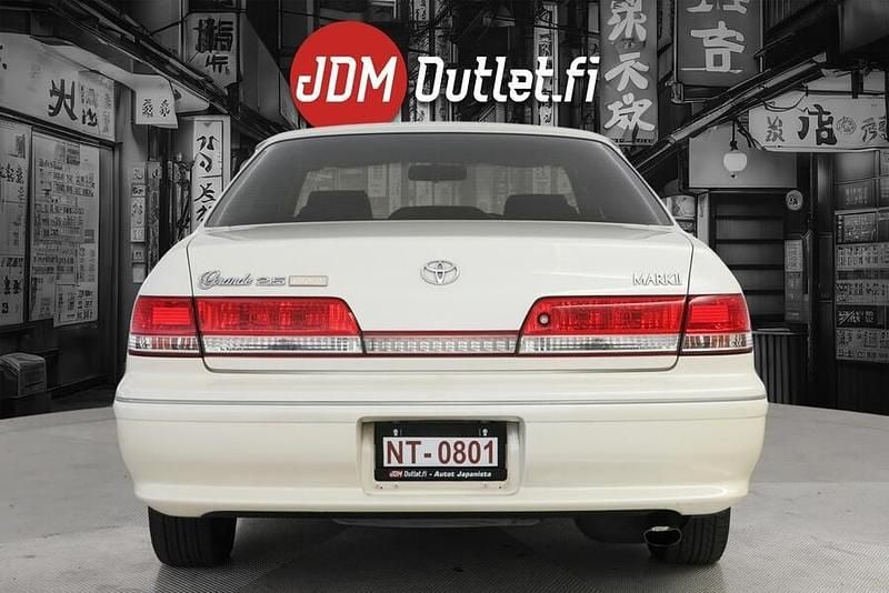 Käytetty Toyota Mark II 200 HP (147 kW) 2000 Sedan