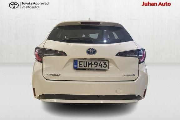 Käytetty Toyota Corolla Active 122 HP (89 kW) 2023 Valkoinen Farmari