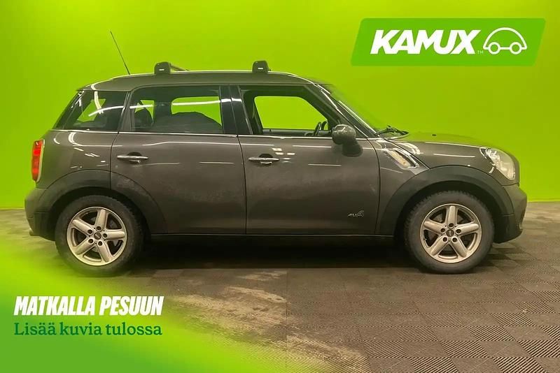 Käytetty Mini Cooper D Countryman 111 HP (81 kW) 2011 Hopea / harmaa Katumaasturi