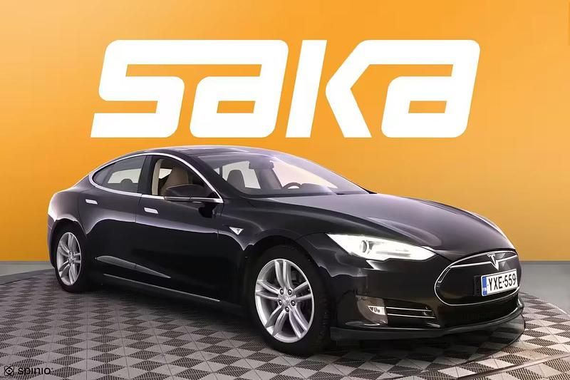 Käytetty 2014 Tesla Model S Viistoperä | 18 890 € (Kallis) - Kuva 1/4