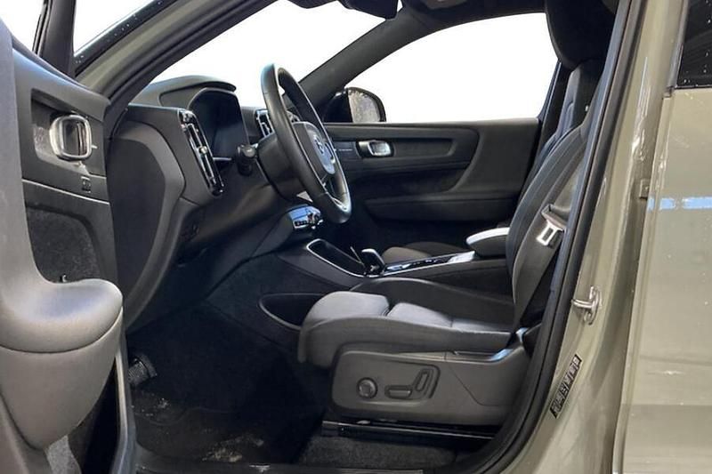 Käytetty Volvo XC40 Ultimate 169 kW (231 HP) 2023 Katumaasturi