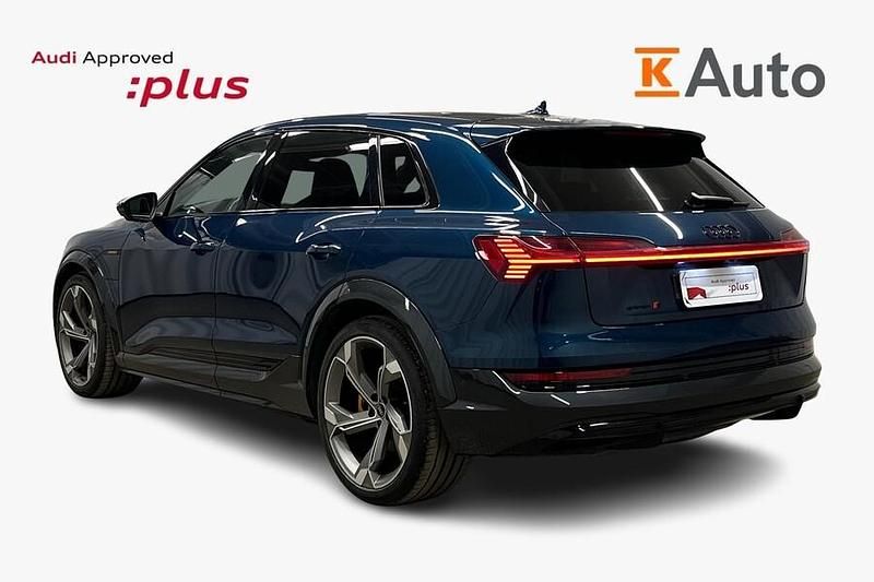 Käytetty Audi e-tron 369 kW (503 HP) 2022 Katumaasturi
