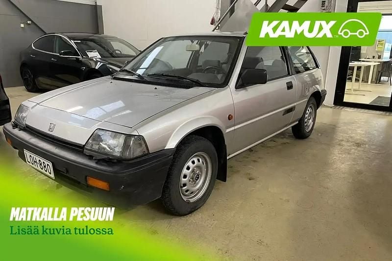 Käytetty Honda Civic 71 HP (52 kW) 1985 Sininen Sedan