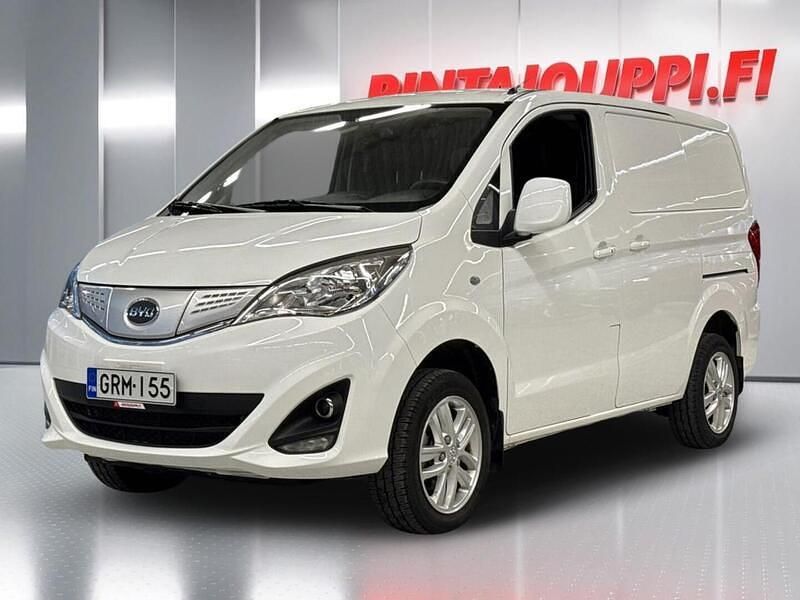 Käytetty BYD ETP3 100 kW (136 HP) 2023 Van