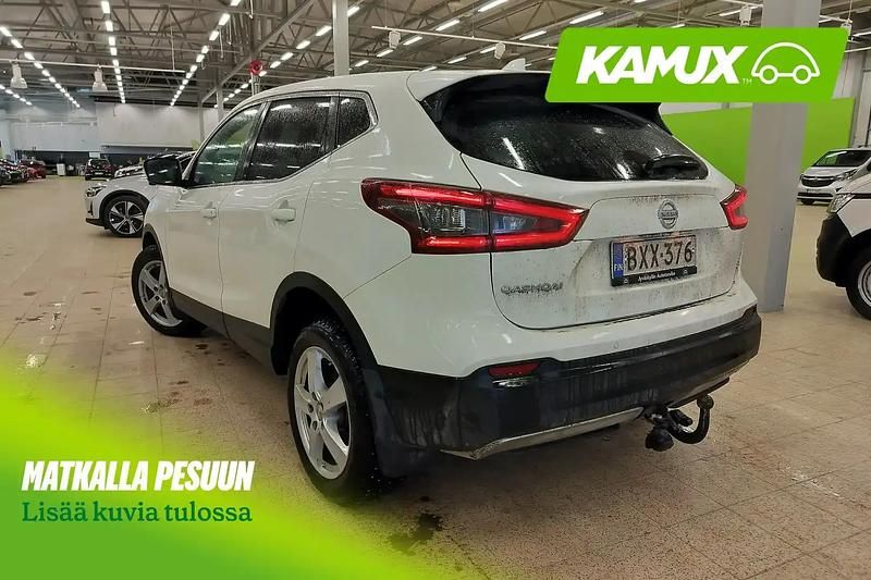Käytetty Nissan Qashqai N-Connecta 150 HP (110 kW) 2019 Valkoinen Katumaasturi