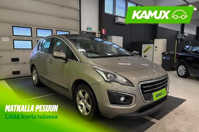 Käytetty Peugeot 3008 Active 120 HP (88 kW) 2015 Hopea / harmaa Farmari
