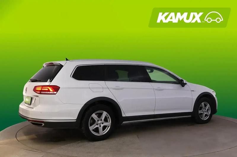 Käytetty VW Passat Alltrack Edition 190 HP (139 kW) 2016 Valkoinen Farmari