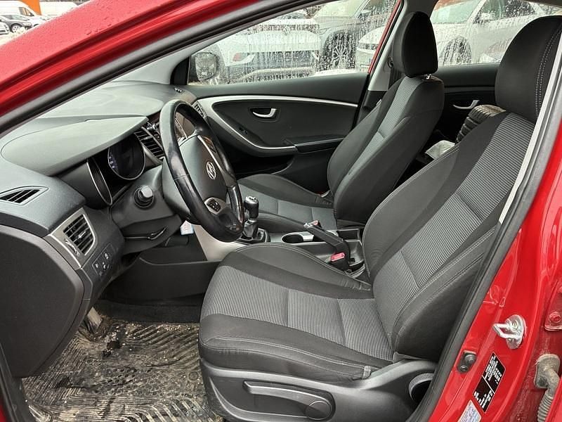 Käytetty Hyundai i30 Classic 101 HP (74 kW) 2016 Viistoperä