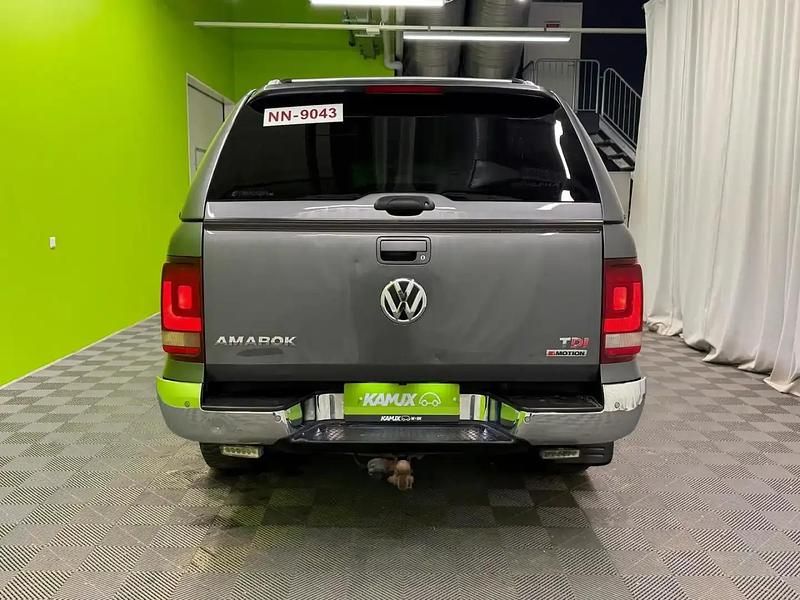 Käytetty VW Amarok Highline 224 HP (164 kW) 2018 Hopea / harmaa Nouto