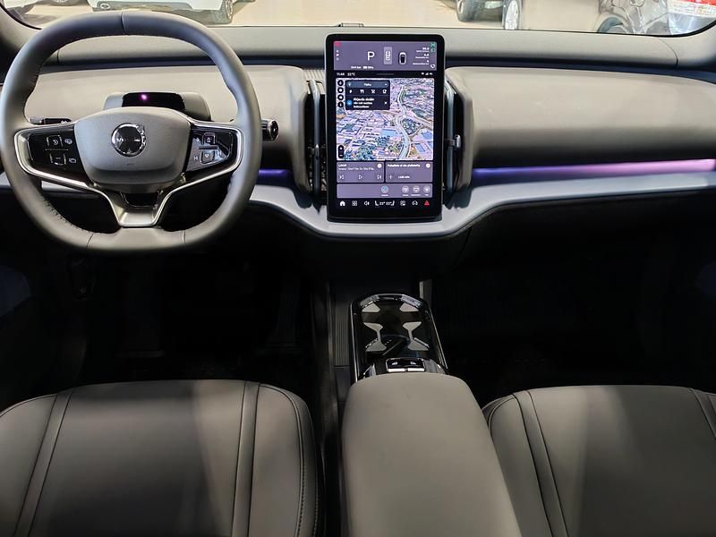 Uusi Volvo EX30 Ultra 22 kW (30 HP) 2026 Katumaasturi