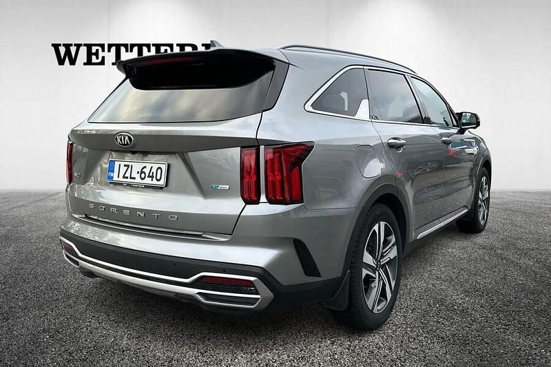 Käytetty Kia Sorento Premium 265 HP (194 kW) 2021 Harmaa Katumaasturi
