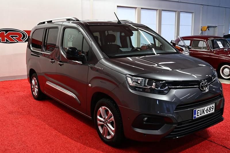 Käytetty Toyota Proace Verso City 2022 Harmaa Farmari