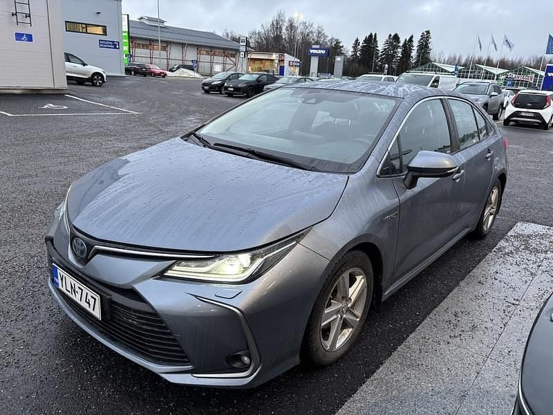 Hopea Käytetty 2022 Toyota Corolla Active Sedan | 25 980 € (Perustarjous) - Kuva 1/3