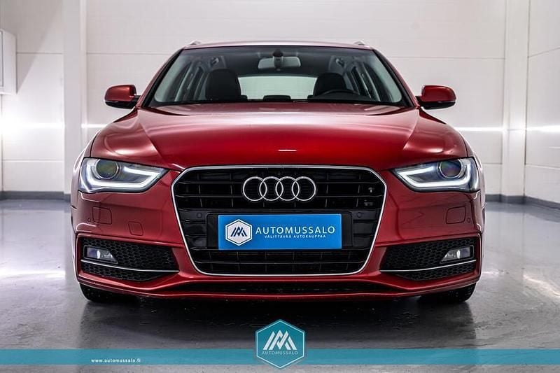 Käytetty Audi A4 S-Line 150 HP (110 kW) 2015 Farmari