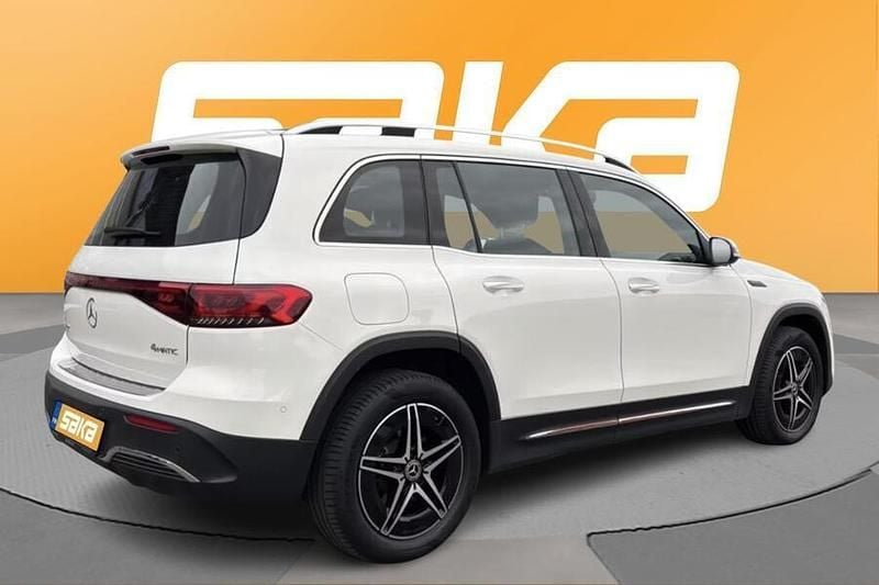 Käytetty Mercedes EQB300 Business 167 kW (228 HP) 2022 Katumaasturi