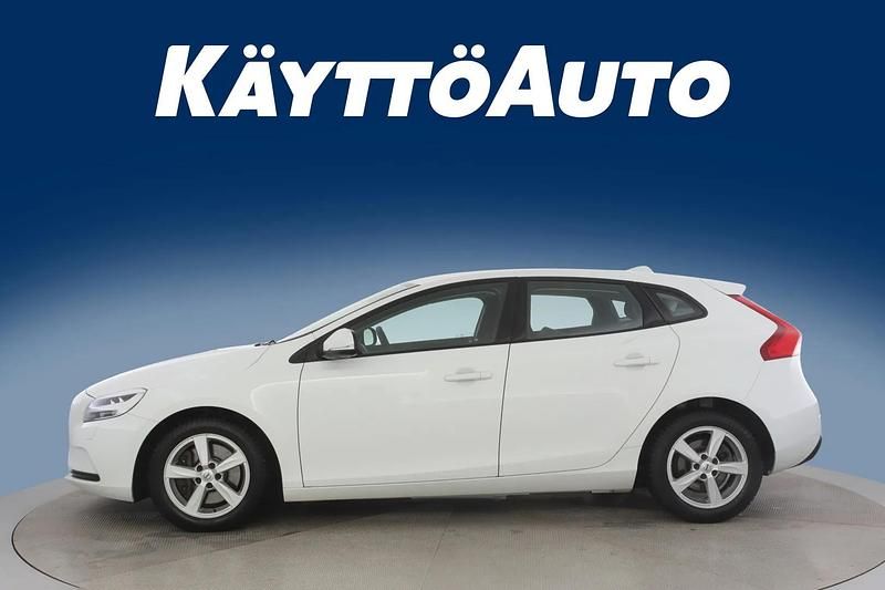Käytetty Volvo V40 Standard 122 HP (89 kW) 2019 Valkoinen Farmari