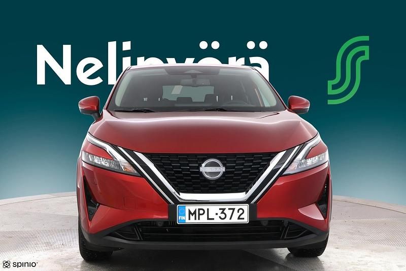 Käytetty Nissan Qashqai N-Connecta 140 HP (102 kW) 2024 Katumaasturi
