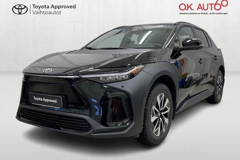 Käytetty Toyota bZ4X Edition 50 kW (69 HP) 2024 Katumaasturi