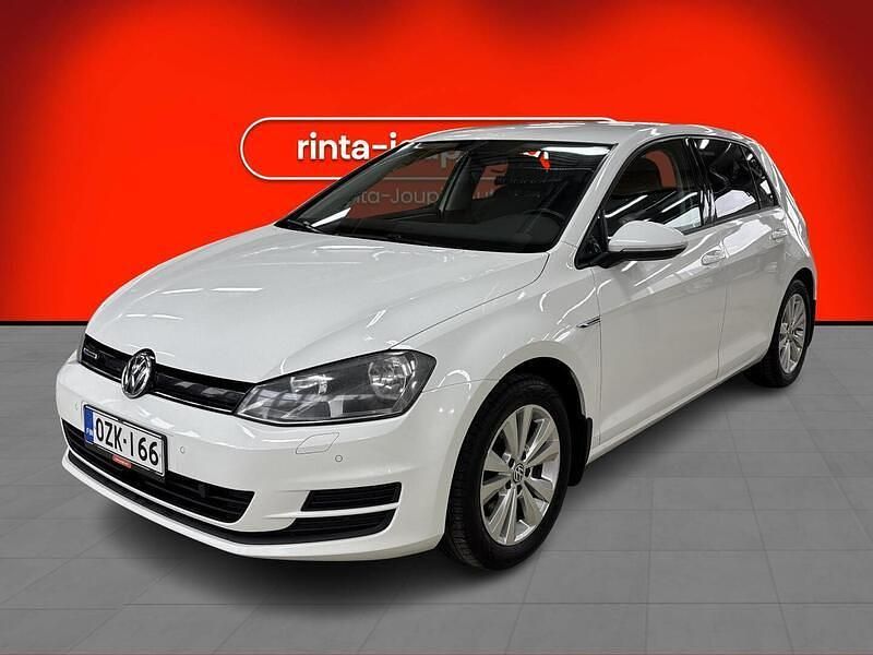 Valkoinen Käytetty 2014 VW Golf VII Comfortline Viistoperä | 8 980 € (Perustarjous) - Kuva 1/3