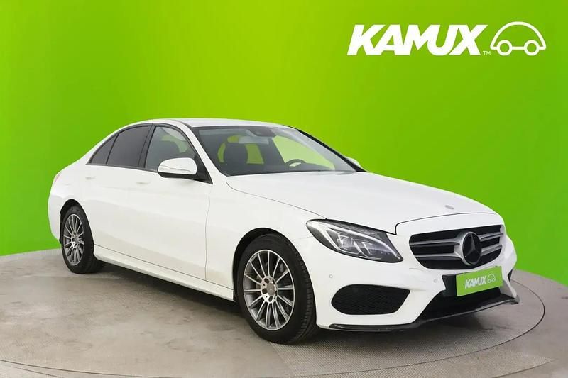 Valkoinen Käytetty 2015 Mercedes A180 Premium Sedan | 16 490 € (Perustarjous) - Kuva 1/4
