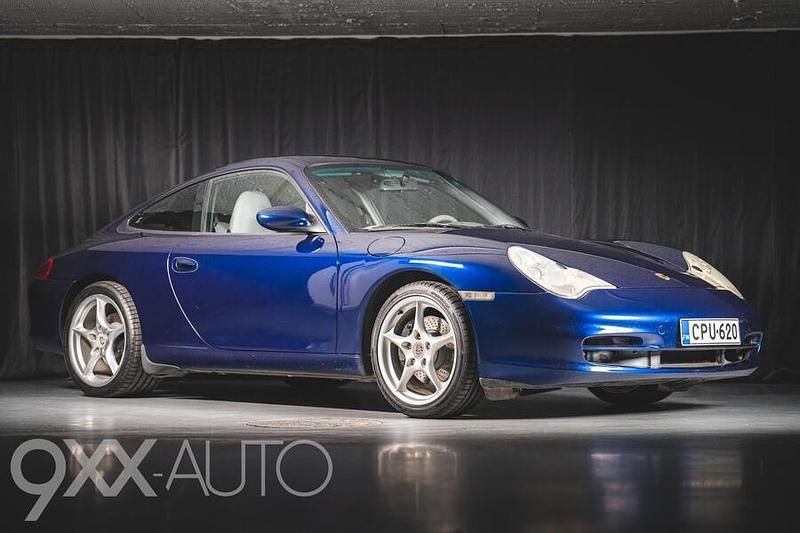 Käytetty 2003 Porsche 911 Carrera Coupe - kaksiovinen | 31 900 € - Kuva 1/4