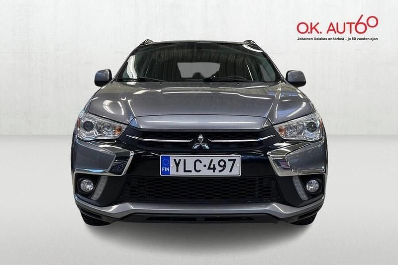 Käytetty Mitsubishi ASX Invite 117 HP (86 kW) 2019 Harmaa Katumaasturi
