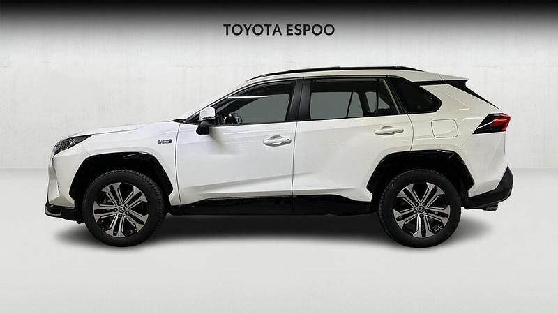 Käytetty Toyota RAV4 Hybrid Active 306 HP (225 kW) 2022 Katumaasturi