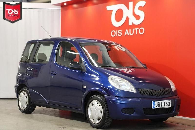 Käytetty Toyota Yaris Terra 84 HP (61 kW) 2004 Farmari