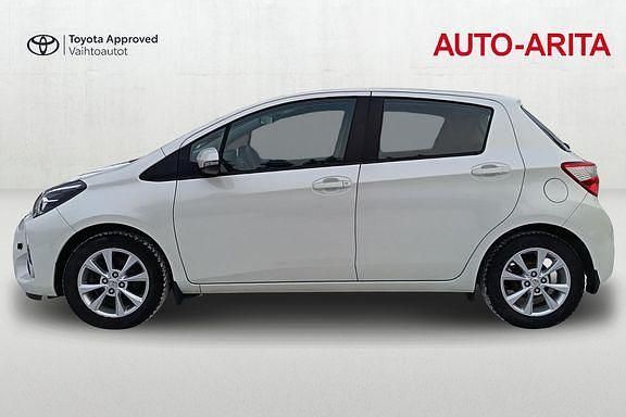 Käytetty Toyota Yaris Active 110 HP (80 kW) 2018 Valkoinen Viistoperä