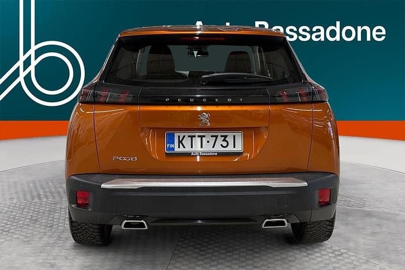 Käytetty Peugeot 2008 Active 131 HP (96 kW) 2020 Katumaasturi