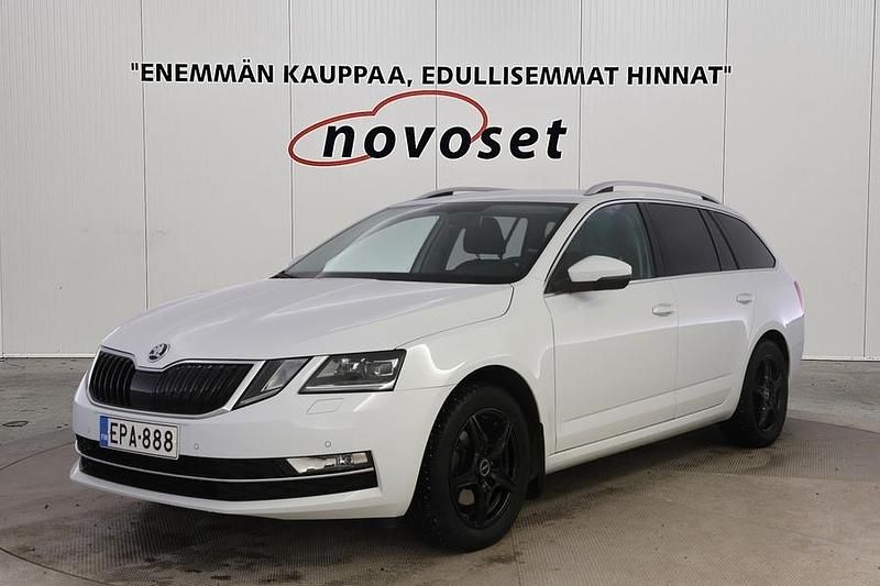 Käytetty Skoda Octavia Style 150 HP (110 kW) 2018 Valkoinen Farmari