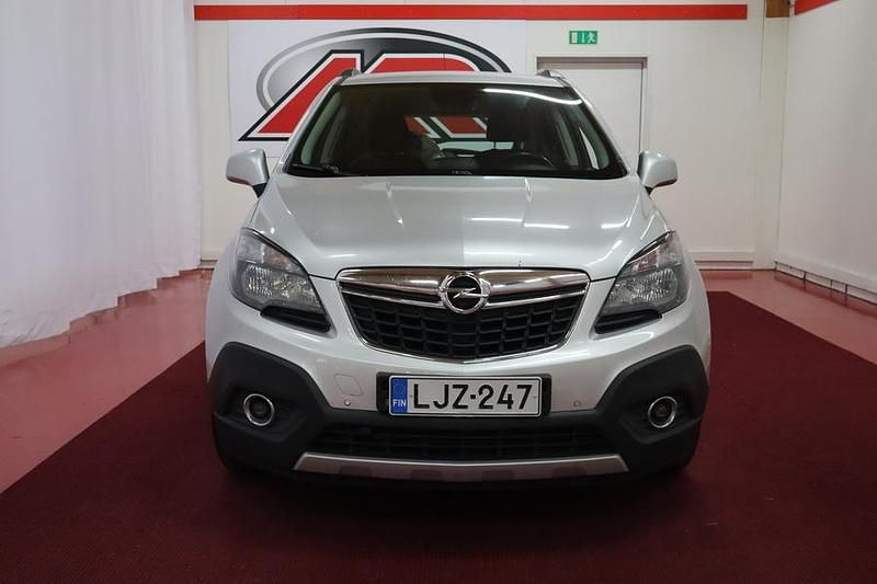 Käytetty Opel Mokka drive 140 HP (102 kW) 2015 Katumaasturi