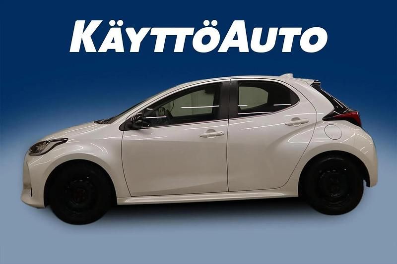 Käytetty Mazda 2 Comfort 116 HP (85 kW) 2023 Valkoinen Viistoperä